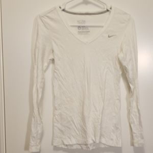 White long sleeve v neck Nike shirt